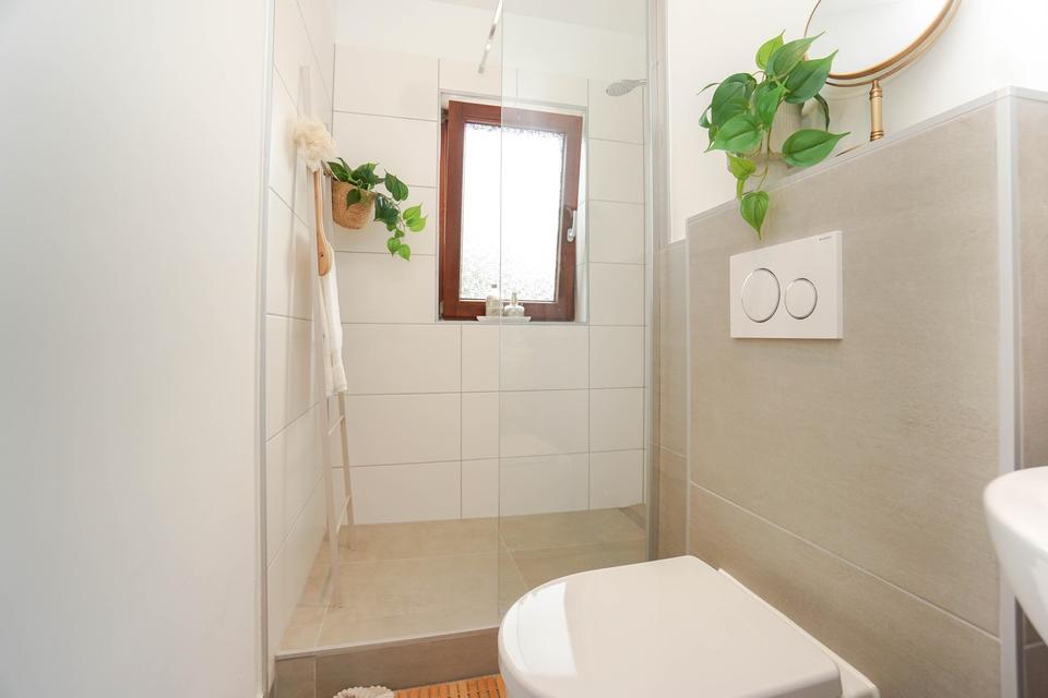 SOFORT FREI: Helle 3-Zimmer Wohnung mit großem Balkon – Bild 7