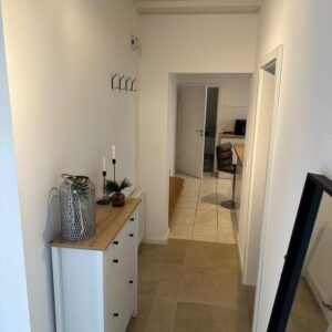 Erdgeschoss Wohnung im 2 Parteien Haus