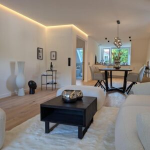 PRIVATVERKAUF - Hochwertig sanierte Maisonette, fußläufig Elbe/Teufelsbrück, Stellplatz inkl.