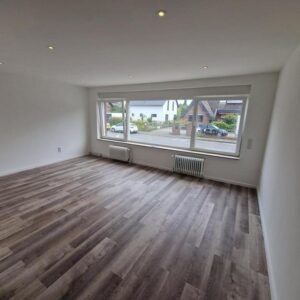 Charmante 42 m²-Wohnung in Korschenbroich – frisch renoviert, lichtdurchflutet & perfekt angebunden