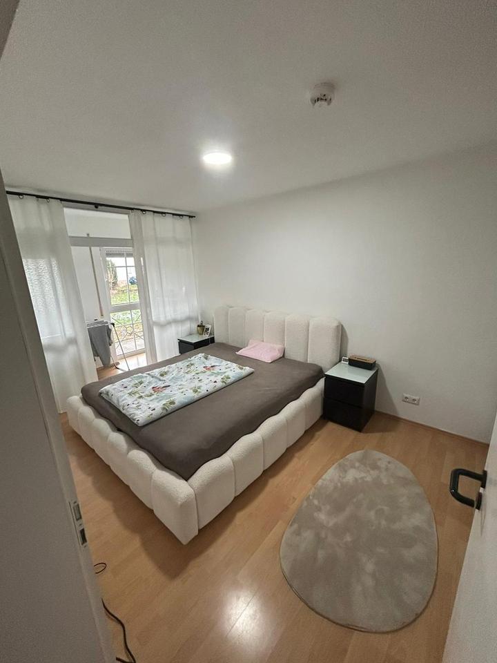 Schöne, modernisierte 2-Zimmer-Wohnung mit zwei Wintergärten – voll möbliert – Bild 4