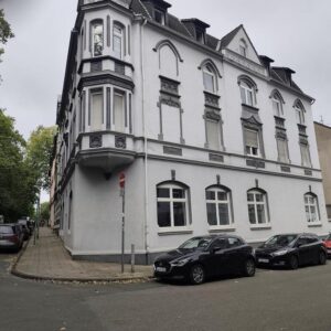 Erstbezug: WG bzw. Behindertengerechte EG Wohnung mit eigenem Eingang