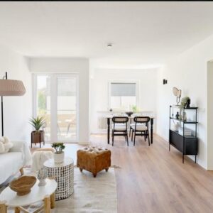 frisch renovierte 3-Zimmer mit Balkon -Bezugsfertig