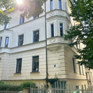 Charmante Altbauwohnung an der Theresienwiese