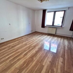 Schöne 2,5 Zimmer Wohnung mit Einbauküche in Mannheim