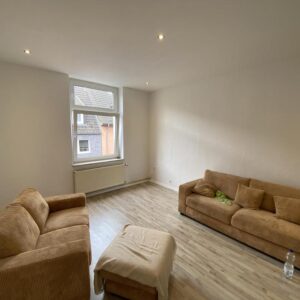 Charmante 2,5 Zimmer Altbau Wohnung mit Balkon in Oberhausen City-Nah