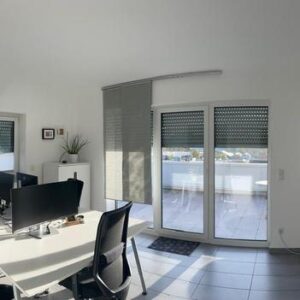 Moderne Büro-/Gewerbeeinheit mit Terrasse in verkehrsgünstiger Lage