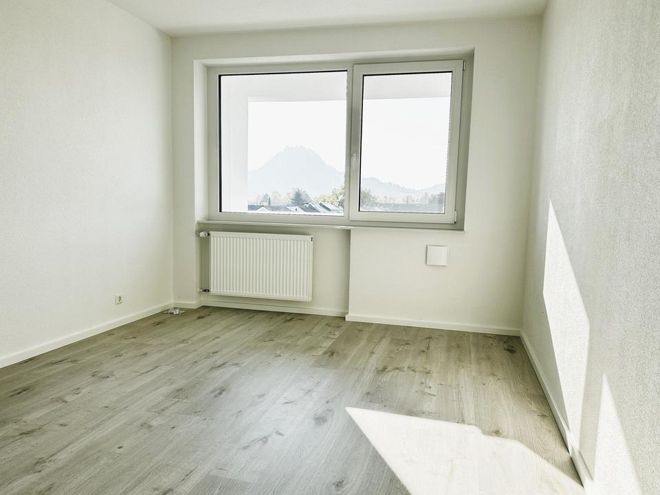 Neuwertige 4 Zim.-Penthouse Wohnung am See mit riesen Terrasse in Singen – Bild 3