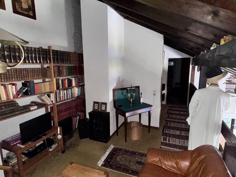 Sanierungsbedürftiges Einfamilienhaus (ca. 150 m2) in Aussichtslage von Lauf – Bild 8