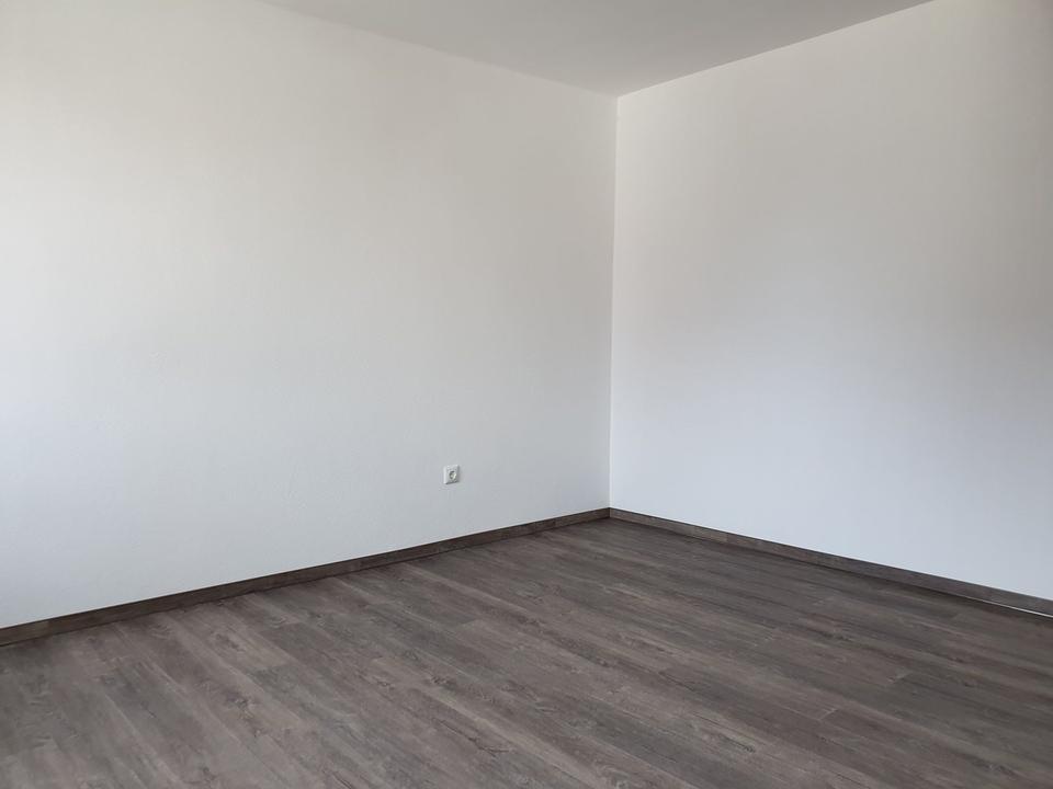 Sofort frei! Kernsanierte moderne 2-Zimmer-Nichtraucherwohnung – Bild 20