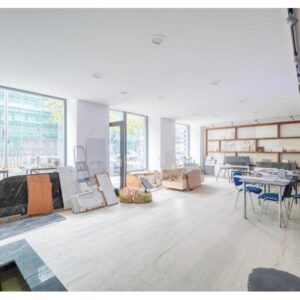 Helle Gewerbefläche/Atelier/Büro/Praxis