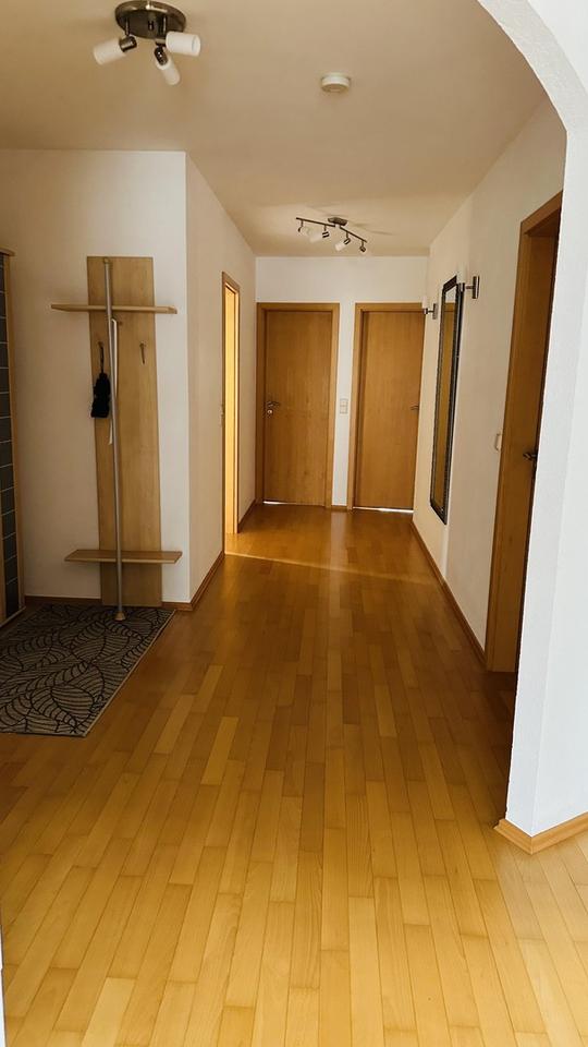 Moderne 4,5-Zimmer-Wohnung mit Balkon – ca. 130 m² in ruhiger Lage von Tauberbischofsheim – Bild 6