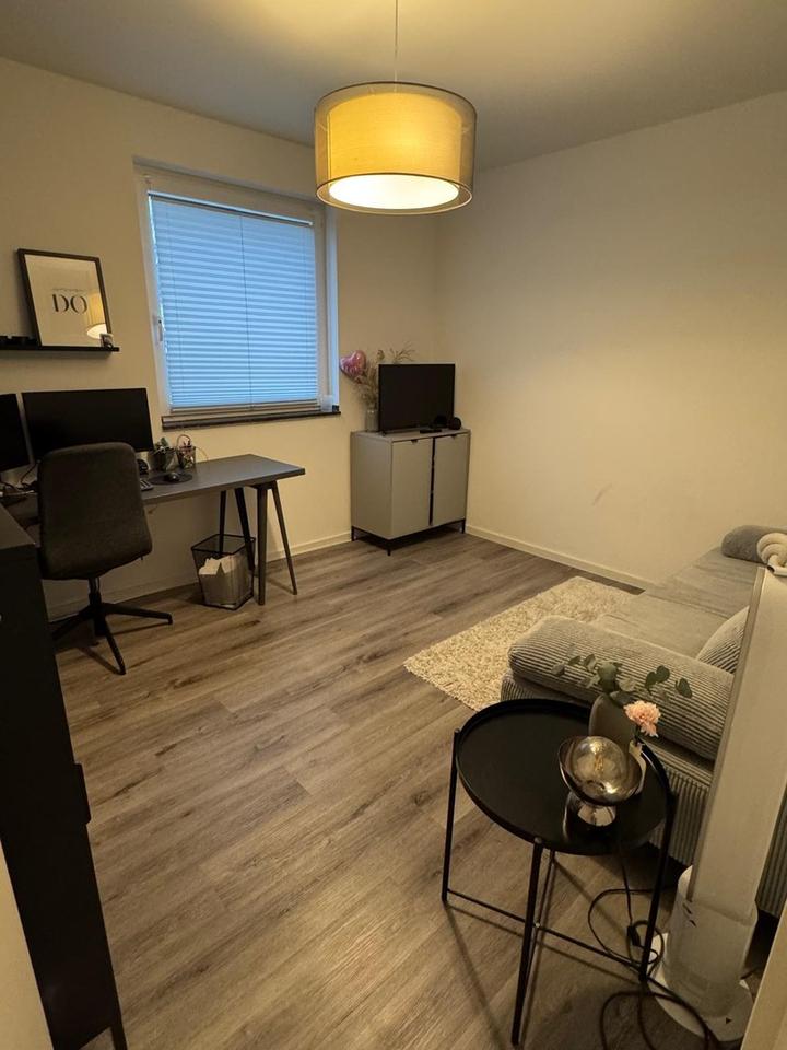 Neubau Wohnung mit Garten, Terrasse & EBK - Erdwärme, Aufzug, Stellplatz usw. – Bild 3