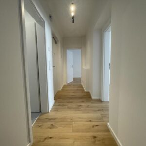Erstbezug Renovierte 3-Zimmer-Wohnung mit Loggia und Einbauküche  in Bamberg