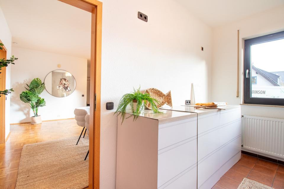 ***Lichtdurchflutete 4-Zimmer-Wohnung in Kassel-Harleshausen - mit großem Balkon & Garage*** – Bild 10