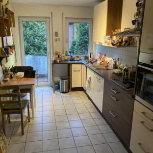 Obergeschosswohnung mit schönem Balkon Stadtnah