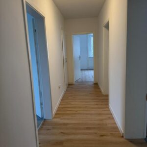 Erstbezug nach Renovierung – stilvolle 3,5 -Zimmer-Wohnung