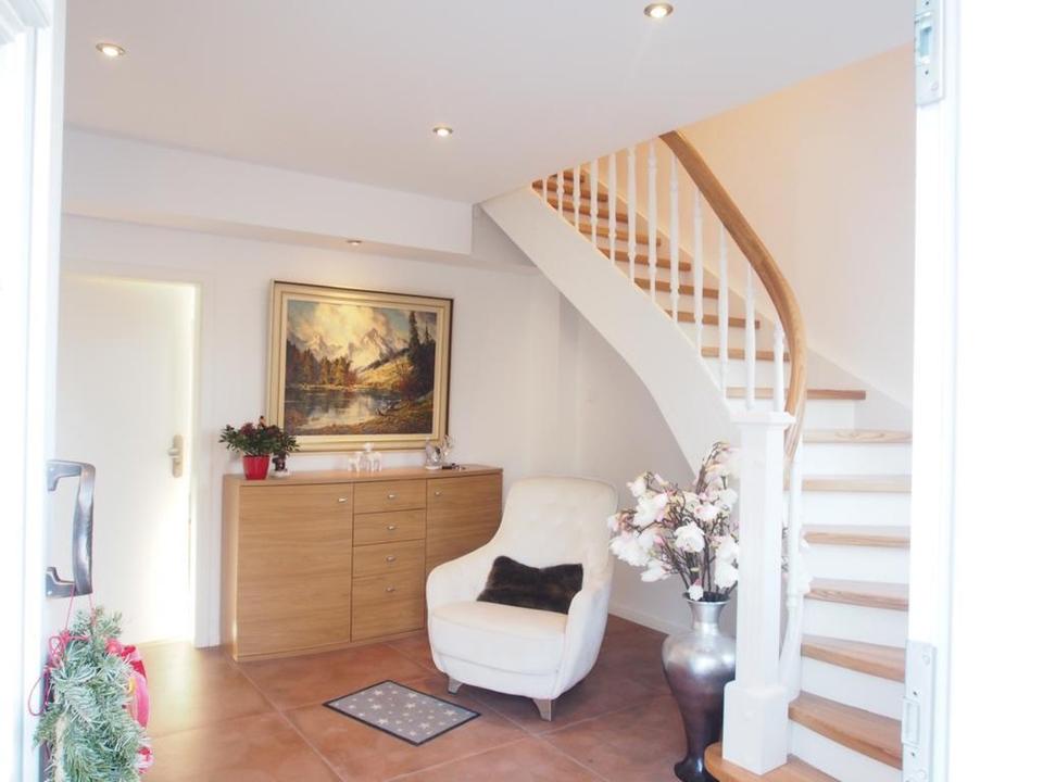 Zweifamilienhaus oder Mehrgenerationshaus in attraktiver Lage – Bild 10