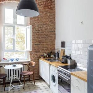 Hochwertige 2-Zimmer Altbauwohnung zwischen Ku'damm und Savignyplatz