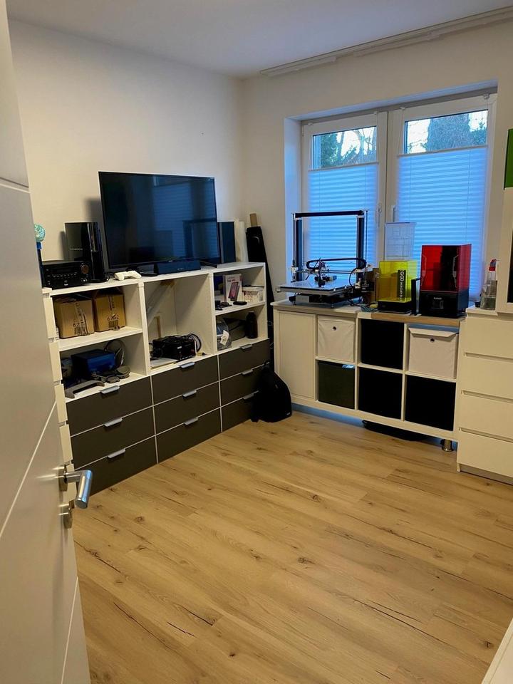 neuwertige 3 Z. Wohnung 91qm mit Gäste WC, Ankleidezimmer u. mehr – Bild 9