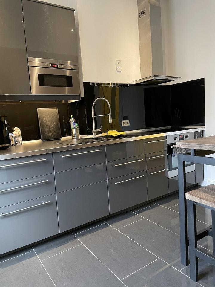 Sanierte herrschaftliche Eigentumswohnung – Bild 2