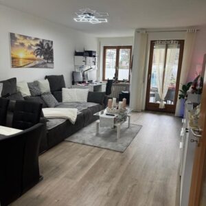 Attraktive 2-Zimmer Wohnung mit Terrasse in Augsburg-Haunstetten