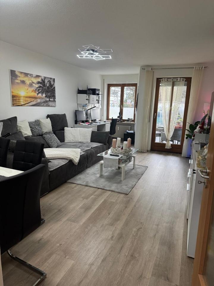 Attraktive 2-Zimmer Wohnung mit Terrasse in Augsburg-Haunstetten