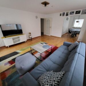 Schöne, helle 3,5 Zimmer-Wohnung in 70327 Stuttgart (provisionsfrei)