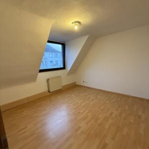 Helle 2-Zimmer-Wohnung mit Tageslichtbad