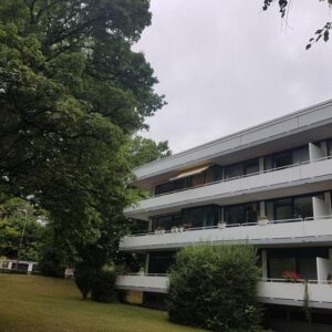 Apartment zur Kapitalanlage: Voll ausgestattete 1-Zimmer-Wohnung mit großem Balkon in zentraler Lage