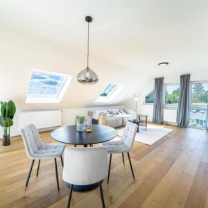 RUHIGES WOHNEN MIT BLICK INS GRÜNE**SCHMUCKSTÜCK IN OFFENBACH BÜRGEL**SOFORT BEZUGSFREI