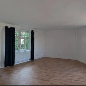 Helle 2‑Zimmer‑Altbauwohnung mit Einbauküche in Mainz‑Neustadt