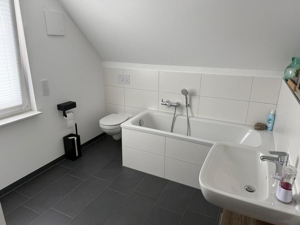 Provisionsfrei! Neuwertiges Einfamilienhaus mit großer Terrasse & Garten – Bild 11