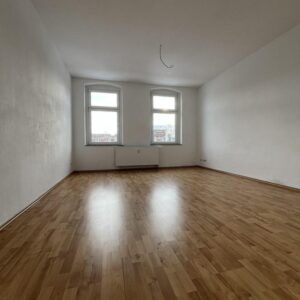 5-Raumwohnung im 2. OG in ruhiger Lage