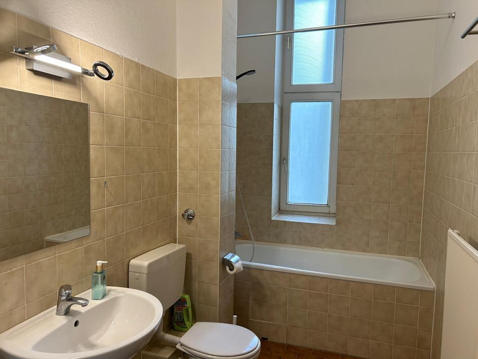 Charmante Gründerzeit-Altbauwohnung in der beliebten „Roten Insel“ – möbliert & unbefristet – Bild 10