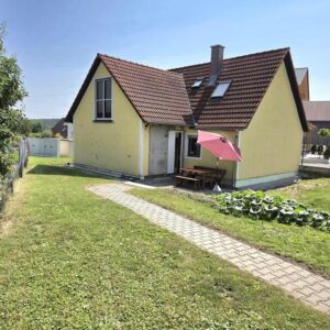 Idyllisch gelegenes Einfamilienhaus mit idealen Voraussetzungen zur Fertigstellung    VB