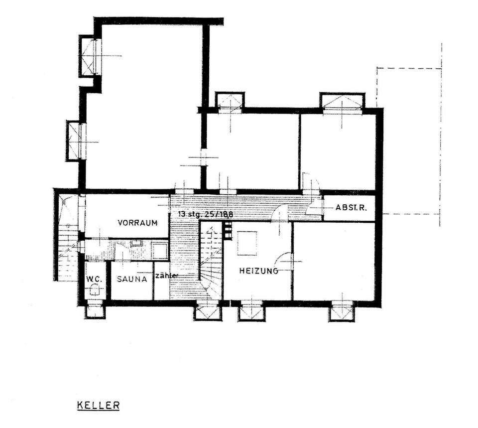 Modernisiertes Zweifamilienhaus mit separater Einliegerwohnung und Garage – Bild 4