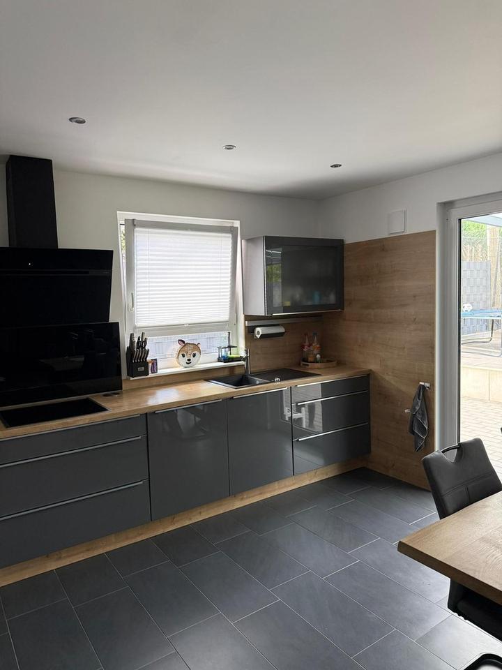 Provisionsfrei! Neuwertiges Einfamilienhaus mit großer Terrasse & Garten – Bild 25