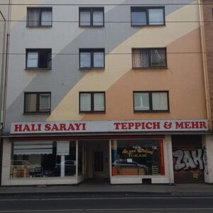 WG geeignet! 4. OG OHNE Aufzug! 3-Zimmer-Wohnung mit Balkon in Duisburg-Hochfeld