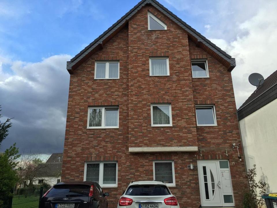 Schöne charmante 3 Zimmer Wohnung in Köln Weiler – Bild 2