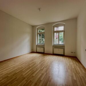 Lichtdurchflutete Altbauwohnung in Dresden-Blasewitz/Striesen mit Glasfaser