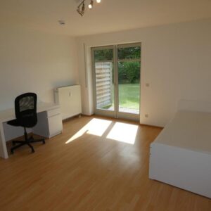 Apartment Wohnung neu renoviert TG Terrasse Garten möbliert 1 ZKB Bad mit Fenster Keller