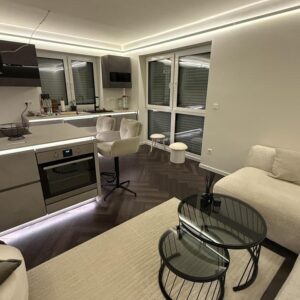 Gehoben wohnen mit Aussicht! Erstbezug nach Sanierung in der 12. Etage 86m2 mit Balkon!