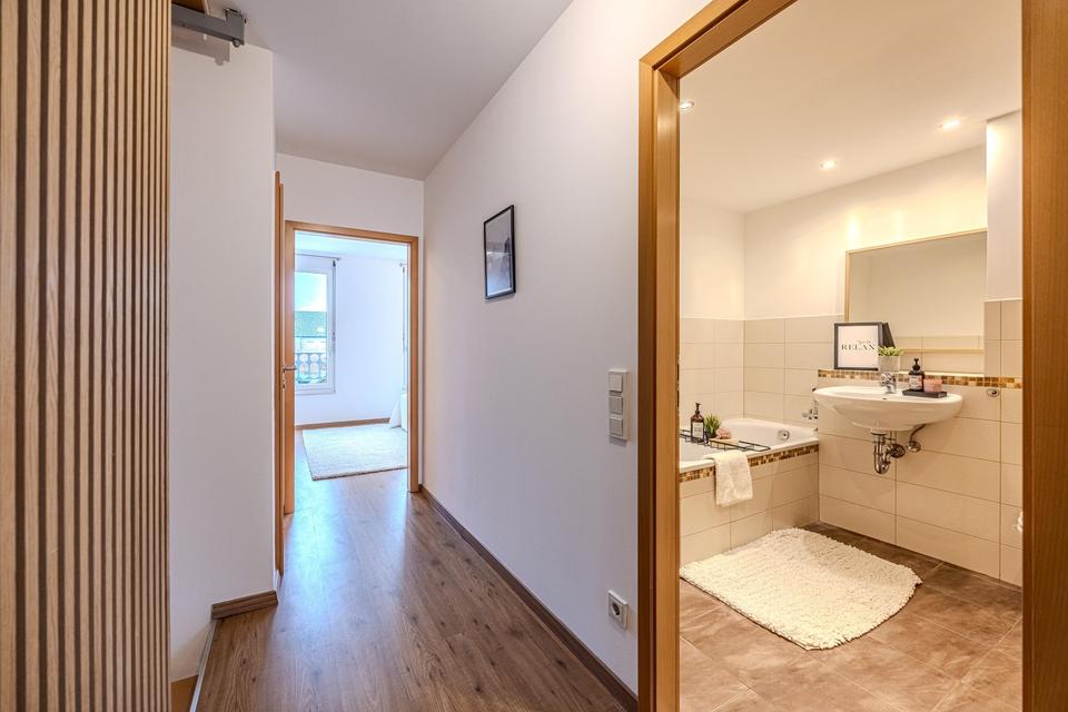 Modernes Reihenmittelhaus in Hanau – 5 Zimmer, zwei Stellplätze & Garten – Bild 12