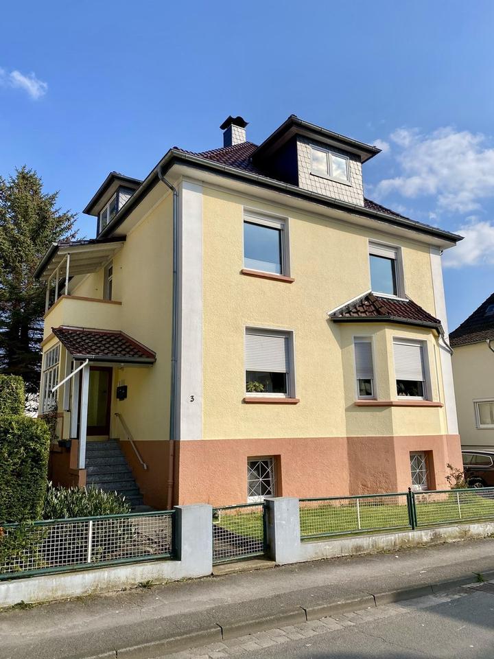 Moderner Altbau mit Stil - Renovierte 3-Zimmer-Wohnung mit Einbauküche & Balkon – Bild 20