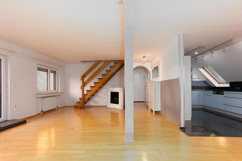 Raum zum Wachsen: Lichtdurchflutete Maisonette mit Dachterrasse – Bild 4