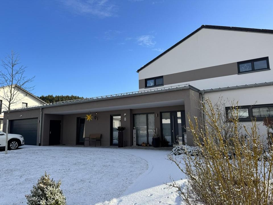 Modernes, hochwertiges EFH (Bj. 2020) mit PV-Anlage und großem Grundstück in ruhiger Naturlage – Bild 3