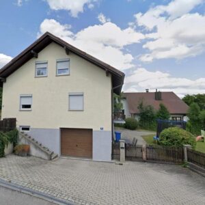 Ohne Makler: Modernisiertes 5-Zimmer-Haus mit großem Grundstück – Teilung möglich – Ruhstorf