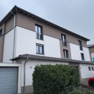 Exklusive Penthousewohnung mit Balkon, Garage & hohen Decken in Edenkoben