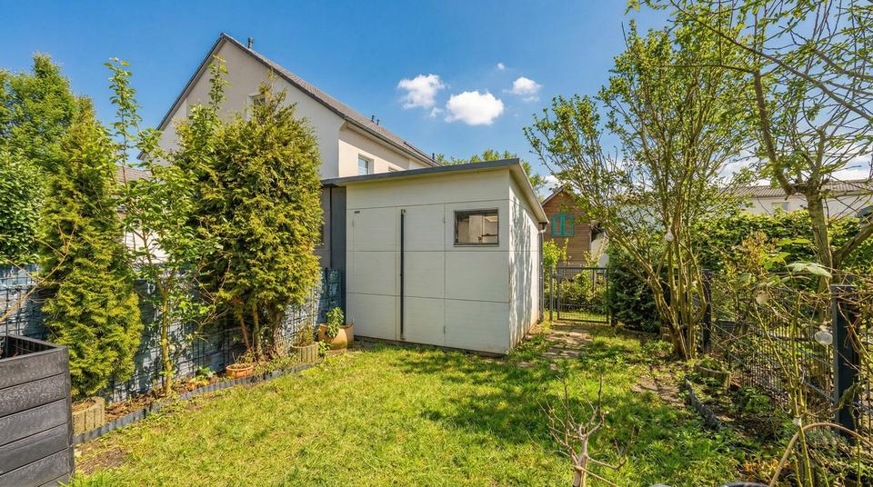 Modernes Reihenmittelhaus in Hanau – 5 Zimmer, zwei Stellplätze & Garten – Bild 23